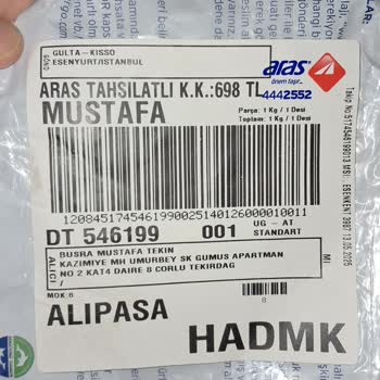Kırık Parfüm Şişeleri Ve İlgisiz Müşteri Hizmeti