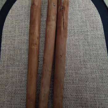 Eksik Ve Hasarlı Masa Ayağı, İletişim Sorunu Ve Çözüm Bulunamıyor