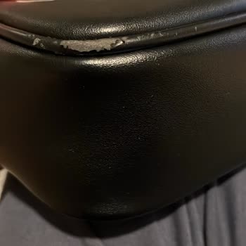 Calvin Klein Çantam Soyuldu Garanti Reddedildi Aynı Sorun Başkasında Değişimle Çözüldü