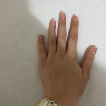 Kusurlu Saat Ve İlgisiz Satıcı Deneyimi