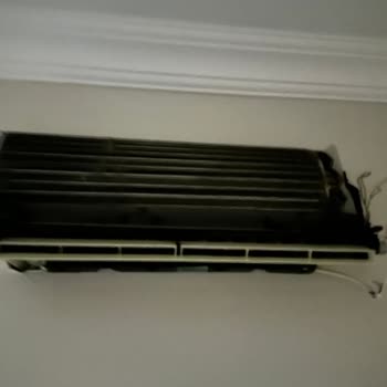 Elektrik Kesintisi Sonrası Yüksek Voltaj Nedeniyle Evimde Oluşan Ciddi Hasarlar