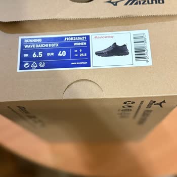 Mizuno Goretex Ayakkabıda Kısa Sürede Açılma Ve Mağaza İlgisizliği