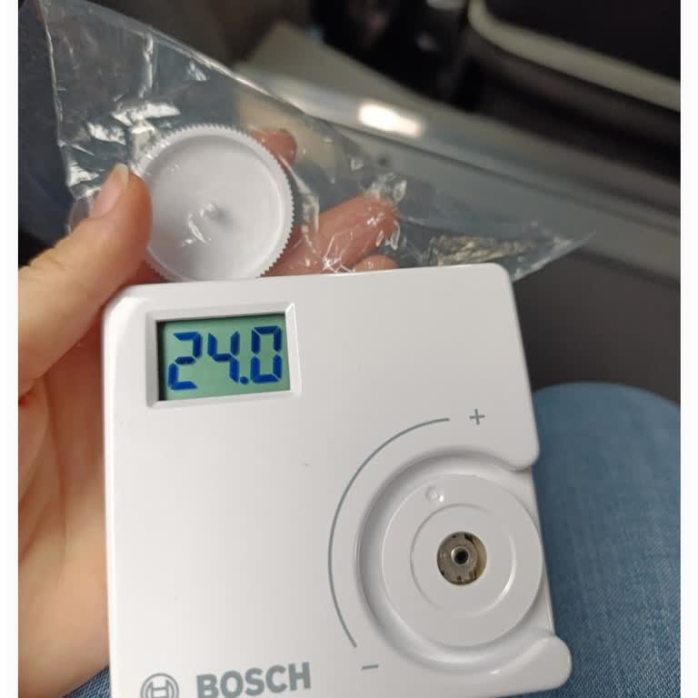 Bosch Oda Termostat Düğmesi 6 Ayda Kırıldı Servis Yardımcı Olmuyor