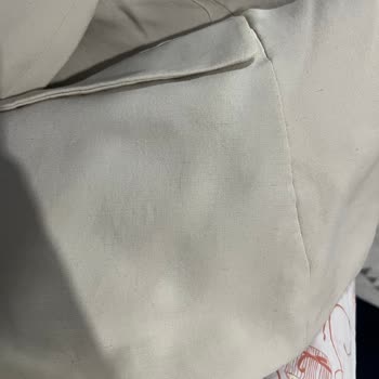 LCW'den Aldığım Blazer Ceketin Lekeleri Ve Kalitesiz Kumaşı Mağdur Etti