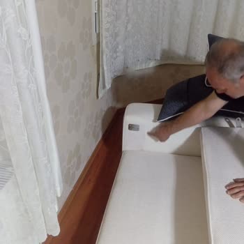 Özşanal Teslim Edilmeyen Eksik ve Teşhir Koltuklar Mağduriyet Yaşattı