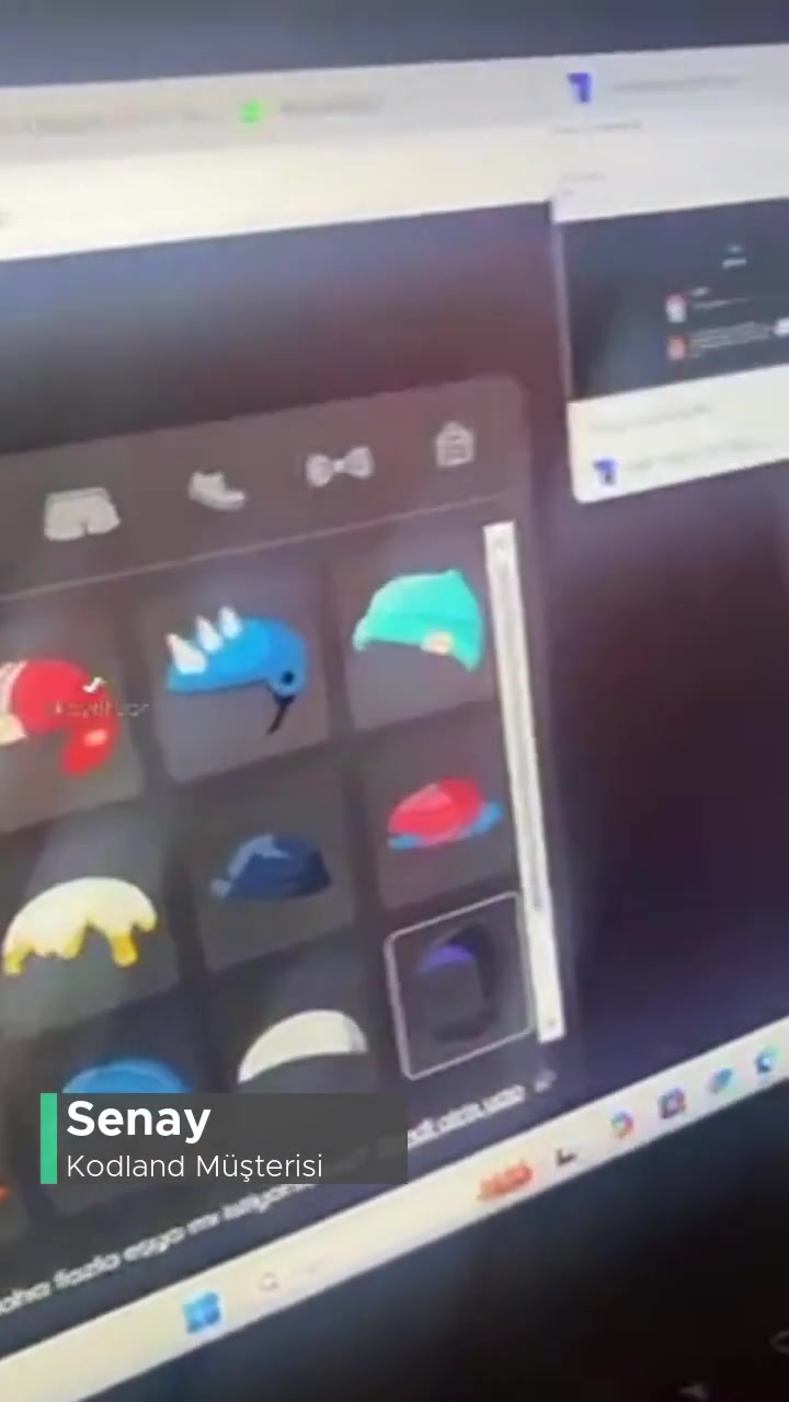 Kodland Uyuşturucu Kıyafeti Olarak Türbanlı Kızı Gösterdi! videonun kapak resmi