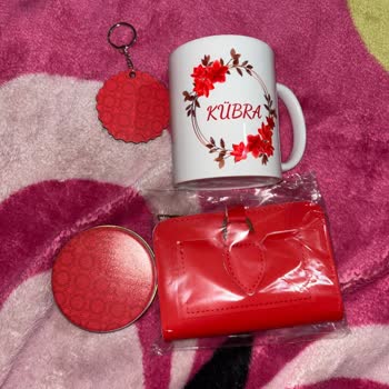 Yanlış Renk, İlgisiz Destek: Beklentilerimi Karşılamayan Bir Alışveriş Deneyimi