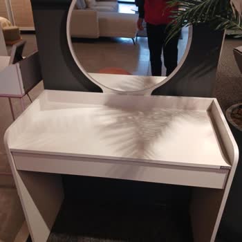 Teslimat Saatine Uymayan Adore Mobilya Mağduriyeti