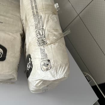 Migros Sanal Marketten Aldığım Hasta Bezi Kirli Ve Hasarlı Geldi, Müşteri Hizmetleri Yetersiz Kaldı