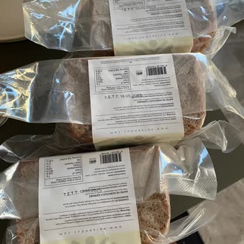 Küflü Ekmek Ve İlgisiz Müşteri Hizmeti