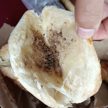 Kıymalı Poğaçanın İçinin Boş Çıkması Hayal Kırıklığı Yarattı