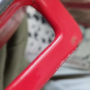 Aras Kargo İle Siparişlerim Hasar Görüyor Ve Personel Davranışları Sorunlu