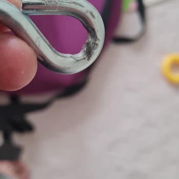 Svava Salıncak Aparatının Kırılması Sonucu Güvenlik Sorunu