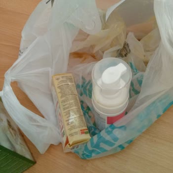 Siparişimdeki Akıntı Ve Koku Nedeniyle Mağdur Oldum