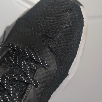 Ayakkabıda Açılma Ve Yırtılmaya Çözüm Sunulmuyor