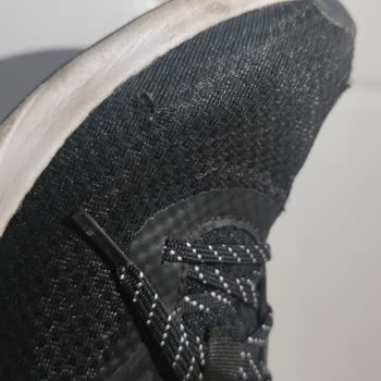 Ayakkabıda Açılma Ve Yırtılmaya Çözüm Sunulmuyor