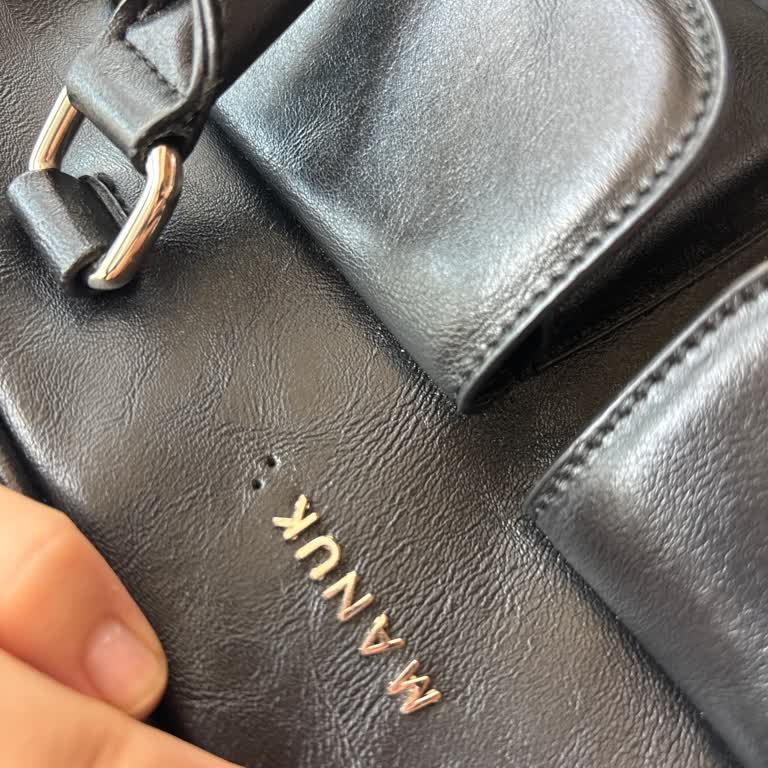 Manuka Çantanın Logosu Kısa Sürede Düştü, Çözüm Bekliyorum