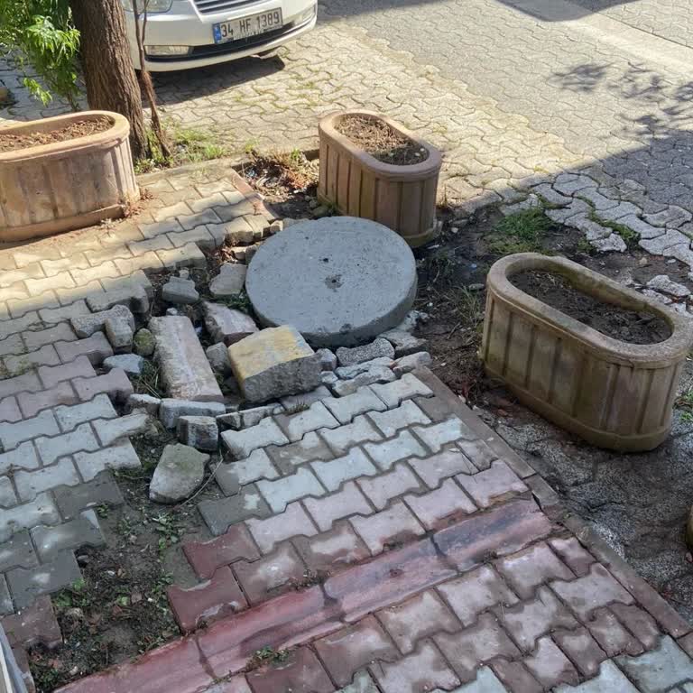 Açık Foseptik Kapağı Ve İhmal Edilen Çevre Düzenlemesi Sağlığımızı Tehdit Ediyor