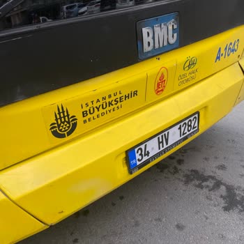 Toplu Taşıma Şoföründen Kaba Ve Kırıcı Davranış