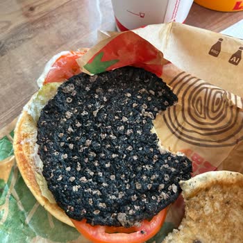 Yanmış Köfte Nedeniyle Sağlık Sorunu Ve Yetersiz Telafi