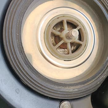 Aura Cleanmax Temizlik Robotunda 5 Ayda Paslanma Ve Gıcırtı Sorunu