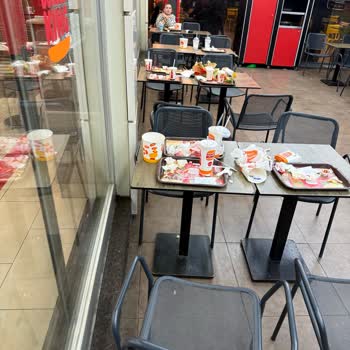 Taşdelen Şubesi Personel Davranışları Ve Hizmet Kalitesi Sorunu