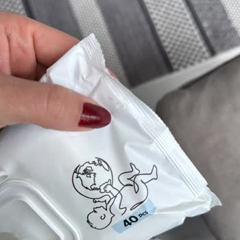 Bebek Ürününde Küf Şoku: Sağlıksız Islak Mendil Mağduriyeti