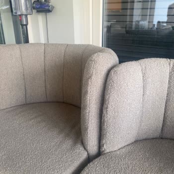 Mudo Maslak Şubesinden Alınan Sandalyelerde Yükseklik Ve İletişim Sorunu