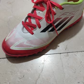 Adidas Çocuk Ayakkabısı Kısa Sürede Açıldı, Intersport Çözüm Sunmuyor