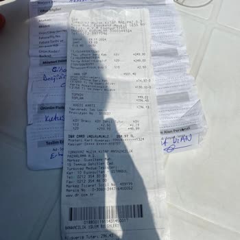 İphone Kablo Arızası İçin 27 Gündür Servisten Haber Alamıyorum