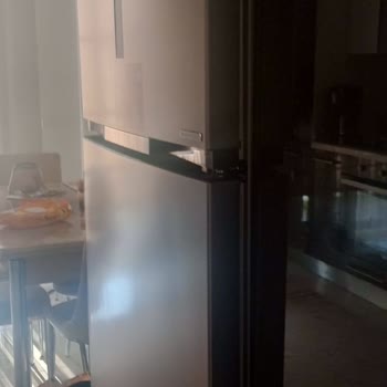 Ayıplı Ürün Ve Yetersiz Servis Deneyimi: Arçelik Buzdolabı Hayal Kırıklığı