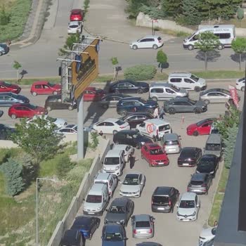 Sosyete Pazarı Site Sakinlerinin Yaşamını Olumsuz Etkiliyor