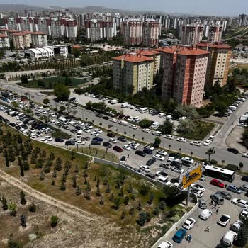 Sosyete Pazarı Site Sakinlerinin Yaşamını Olumsuz Etkiliyor