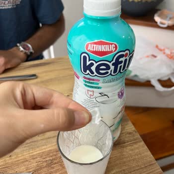 Altınkılıç Kefir İçerisinden Plastik Parça Çıkması