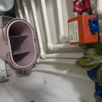 Büyükçekmece İSKİ Su Kaçağına Çözüm Bulmuyor