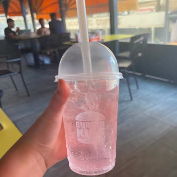 Sipariş Edilen İçecek Görselden Farklı Geldi, Çalışanların Yaklaşımı Hayal Kırıklığı Yarattı