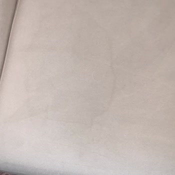 Aldığım Koltuk Takımı Sürekli Leke Kusuyor, Firma İlgisiz