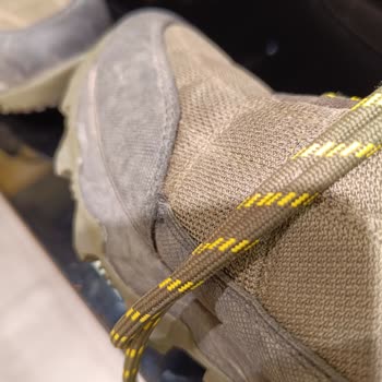 Greyder Ayakkabı Tabanı Yırtıldı, Sorun Çözülmedi