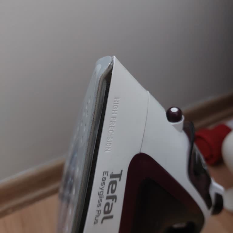 Tefal Ütüm Hafif Düşmede Kolayca Hasar Gördü, Destek Bekliyorum