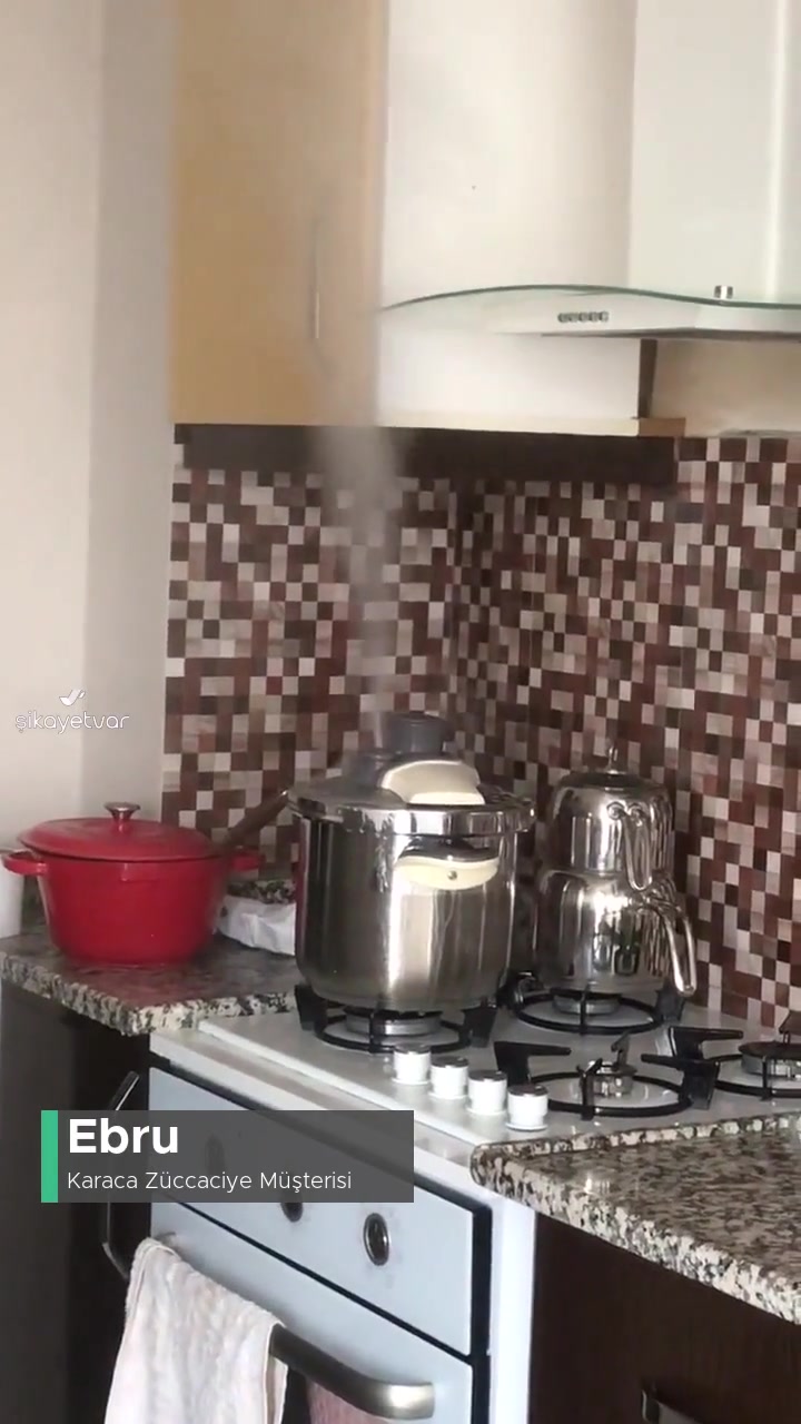 Karaca Düdüklü Tencere Sıkıntısı! videonun kapak resmi