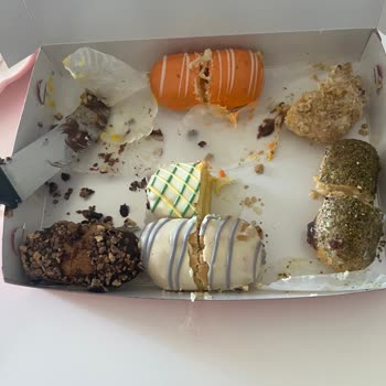 Taze Diye Satılan Eklerler Ekşimiş Çıktı, Sağlığımız Riske Atıldı