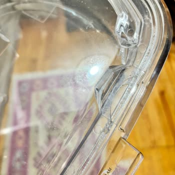 Kurutma Makinesi Su Haznesi Çatladı Servisler Çözüm Sunmuyor