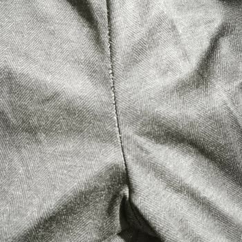 Lufian Pantolonun Arka Dikişleri Kısa Sürede Yıprandı Mağaza Kullanıcı Hatası Dedi