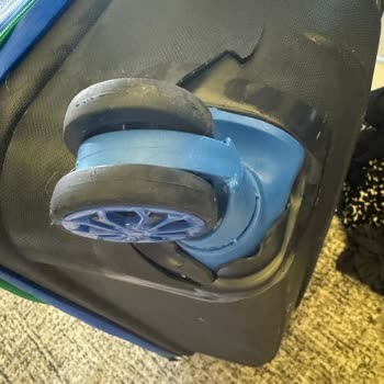 Air Arabia G9 285 Broke My Luggage—Still No Response to My Damage Claim