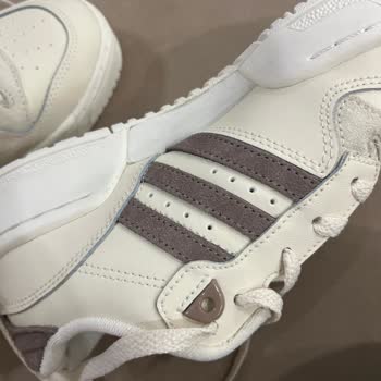 SuperStep'ten Aldığım Ayakkabıda Defolar Ve Yanlış Ürün Hayal Kırıklığı Yarattı