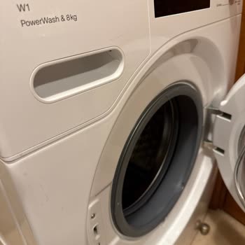 Garanti Kapsamında Lastik Değişimi İçin Ücret Talebi Ve Muhatap Bulamama