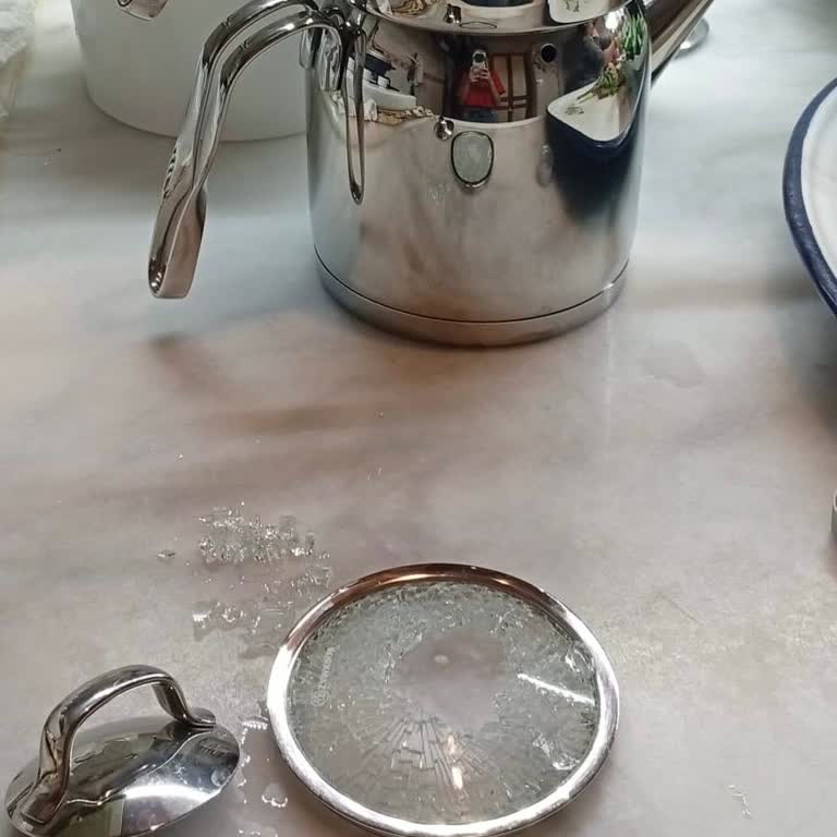 Korkmaz Çaydanlık Kapağı Bir Ay Dolmadan Kırıldı Mağduriyet Yaşadım