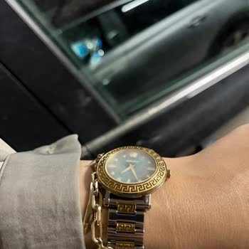 1 A*** S* A*** Versace Saatte Büyük Hayal Kırıklığı