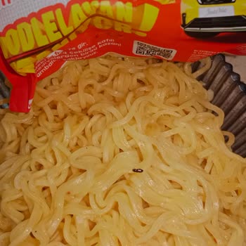 Hazır Noodle İçinde Böcek Bulduk Çocuklarımız Risk Altında