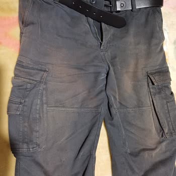 Pantolonlarda Renk Solması ve Kullanım Sorunu Hakkında Şikayet